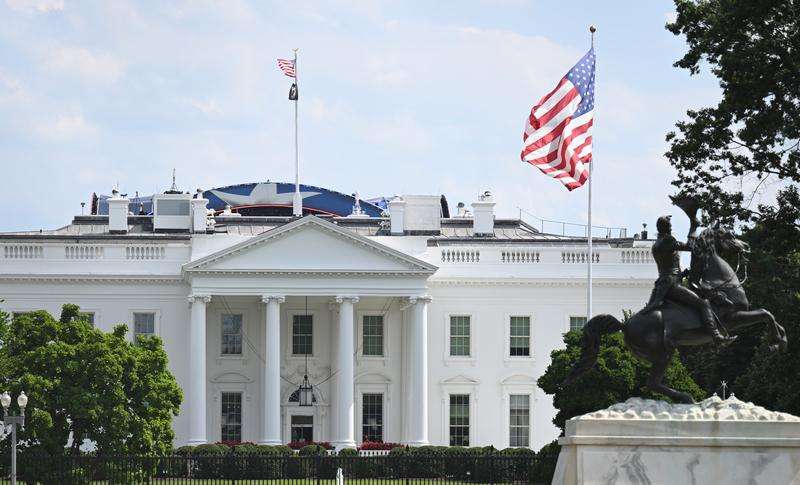 美国对伊朗“史上最严制裁	”能奏效吗